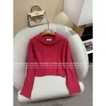 Hermes 2025 Fall/Winter Collection 🍊 Notched Collar Subtle Pattern Cropped 100% Wool Sweater for Women - Image 2