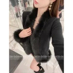 VALENTINO 2025 Fall/Winter Collection 🖤 Fur-Trim Lapel Runway Style Wool Knit Coat for Women - Image 6