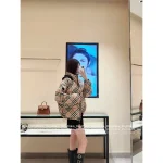 BURBERRY 2025 Fall/Winter Collection 🤎 Socialite Plaid Stand-Collar Hooded Badge Logo 90% White Duck Down Puffer Coat for Women - Image 9
