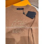 Louis Vuitton 2025 Early Fall/Winter Collection 🤎 Embroidered Letter Logo Round Neck Wool/Cashmere Blend Pullover Knit Sweater - Image 8