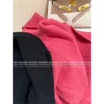 Hermes 2025 Fall/Winter Collection 🍊 Notched Collar Subtle Pattern Cropped 100% Wool Sweater for Women - Image 14
