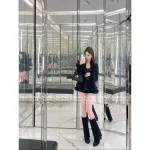 VALENTINO 2025 Fall/Winter Collection 🖤 Fur-Trim Lapel Runway Style Wool Knit Coat for Women - Image 16