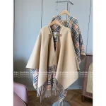 BURBERRY 2025 Fall/Winter Collection 🦙 Little Rich Girl Plaid Fringe Mid-Length Heavyweight Reversible Shearling Cape - Image 5