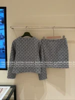 Gucci 2025 Fall/Winter Collection 🩶 All-Over 3D Jacquard Logo Crystal Embroidery Gray Tone Blazer / Midi Skirt - Image 18
