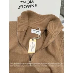 THOM BROWNE 2025 Early Fall/Winter Collection 🤎 Back Goose Design Zip-Front Mock Neck 100% Wool Knit Sweater - Image 9