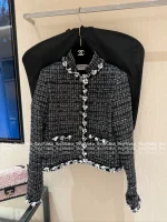 Chanel 2025 Fall/Winter Collection 🆕 Handmade Floral Beaded Wool 🦙 Tweed Fabric Woven Pocket Blazer