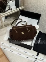 Chanel 2025 Fall/Winter Runway Collection 🐻 Premium Teddy Brown Suede Metal Logo Chain Large Bowling Bag