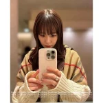 BURBERRY 2025 Fall/Winter Collection 🧣 Classic Plaid Fringe Chain-Tassel Cape Scarf - A Must-Have for the Stylish Woman~ Imported Wool & Cashmere Blend Premium Quality - Image 7