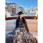 Dior 100% Cashmere ⭐️ 2025 Early Fall/Winter Collection Gold-Thread Embroidered Star Logo Round Neck Cashmere Pullover - Image 7