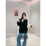 Louis Vuitton 2025 Early Fall/Winter Collection 🖤 V-Neck Wool Badge Button Detail Pullover Sweater - Unisex Oversized Fit - Image 2