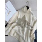 Dior 2025 Fall/Winter Ski Collection 🏔️ Artisan Gold-Thread Embroidered Star ⭐️ Logo Navy Lapel Cashmere Cape Sweater