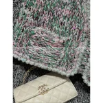 Chanel 2025 Fall/Winter Collection 🍏 Atelier Series Chunky Knit Hand-Crocheted Bow Crystal Silk-Wool Blend Vest - Image 3