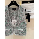 Chanel 2025 Fall/Winter Collection 🍏 Atelier Series Chunky Knit Hand-Crocheted Bow Crystal Silk-Wool Blend Vest - Image 2
