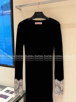 VALENTINO 2025 Fall/Winter Collection 👸 Water-Soluble Lace Cuff Bodycon Stretch Knit Cashmere Dress for Women