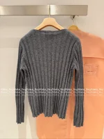 miumiu 2025 Early Fall/Winter Collection 🆕 V-Neck Ribbed Gray Tones Versatile Wool Knit Sweater 🐑 100% Imported Wool - Image 3