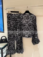 Chanel 2025 Fall/Winter Collection 🖤 Heavyweight Water-Soluble Lace Flared Cuff Metal Button Blazer / High-Waist Flared Pants for Women - Image 2