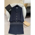 Chanel 2025 Fall/Winter Collection 🔍 Structured Lapel Pocket Wool Long Coat for Women - Image 8