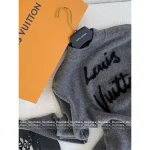 Dior 100% Cashmere ⭐️ 2025 Early Fall/Winter Collection Gold-Thread Embroidered Star Logo Round Neck Cashmere Pullover - Image 9