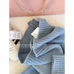 miumiu 2025 Early Fall/Winter Collection ❄️ Blue Snowflake Fair Isle Round Neck Wool Pullover 🐑 - Image 9