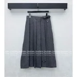 Prada 2025 Early Fall/Winter Collection ▶️ Genuine Leather Logo Accent High-Waist Slimming Artisan Pleated Midi/Maxi Skirt for Women - Image 5