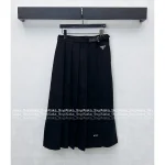Prada 2025 Early Fall/Winter Collection ▶️ Genuine Leather Logo Accent High-Waist Slimming Artisan Pleated Midi/Maxi Skirt for Women - Image 11