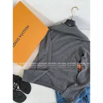 Dior 100% Cashmere ⭐️ 2025 Early Fall/Winter Collection Gold-Thread Embroidered Star Logo Round Neck Cashmere Pullover - Image 16