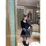 Chanel 2025 Runway Collection 🎀 Keeper Piece~ Handmade Silk Satin Bow Round Neck Three-Quarter Sleeve Velvet Top for Women - Image 9