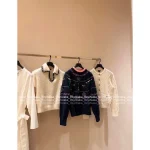 Chanel 2025 Fall/Winter CoCo Neige Ski Collection ❄️ Colorblock Crochet Peter Pan Collar Crystal Bow Embellishment Cashmere Short Sleeve - Image 7