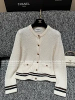 Chanel 2025 Fall/Winter CoCo Neigh Ski Collection 🤍 Teddy Cream Faux Fur Round Neck Kashmir Cashmere/Silk Cardigan & Midi Skirt for Women - Image 21