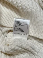 Chanel 2025 Fall/Winter CoCo Neige Ski Collection 🤍 ❄️ Color-Block V-Neck Terry Cuff Pullover Wool Knit Sweater for Women - Image 16