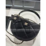 Chanel 2025 Fall/Winter CoCo Neige Ski Collection ⭐️ Silk Velvet Star Charm Ski Chain ⛓️ Letter Bag - Image 4