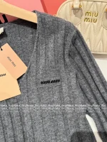 miumiu 2025 Early Fall/Winter Collection 🆕 V-Neck Ribbed Gray Tones Versatile Wool Knit Sweater 🐑 100% Imported Wool - Image 14