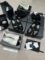 Chanel 2025 Fall/Winter Atelier Collection 🎱 Pearl Ball Heel Block Heel Pointed-Toe Pumps for Women - Elegant & Sophisticated