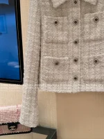 Chanel 2025 Fall/Winter Collection 🤍 Lapel Gem Button Four-Pocket Imported Wool Tweed Woven Coat for Women - Image 21