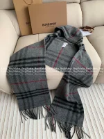 BURBERRY 2025 Fall/Winter Collection 🧣 Classic Plaid Fringe Chain-Tassel Cape Scarf - A Must-Have for the Stylish Woman~ Imported Wool & Cashmere Blend Premium Quality - Image 29