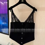 Chanel 2025 Fall/Winter Collection 🖤 Artisan Lace V-Neck Crystal Button Arched Corset Top for Women