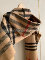 BURBERRY 2025 Fall/Winter Collection 🧣 Classic Plaid Fringe Chain-Tassel Cape Scarf - A Must-Have for the Stylish Woman~ Imported Wool & Cashmere Blend Premium Quality - Image 42