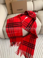 BURBERRY 2025 Fall/Winter Collection 🧣 Classic Plaid Fringe Chain-Tassel Cape Scarf - A Must-Have for the Stylish Woman~ Imported Wool & Cashmere Blend Premium Quality - Image 20