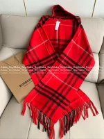 BURBERRY 2025 Fall/Winter Collection 🧣 Classic Plaid Fringe Chain-Tassel Cape Scarf - A Must-Have for the Stylish Woman~ Imported Wool & Cashmere Blend Premium Quality - Image 38